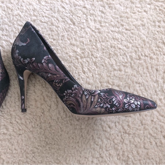 ALDO Sateen Floral Print Pointed-Toe Stiletto Pumps - Picture 5 of 13